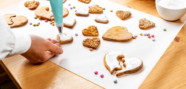 کوکی و آیسینگ